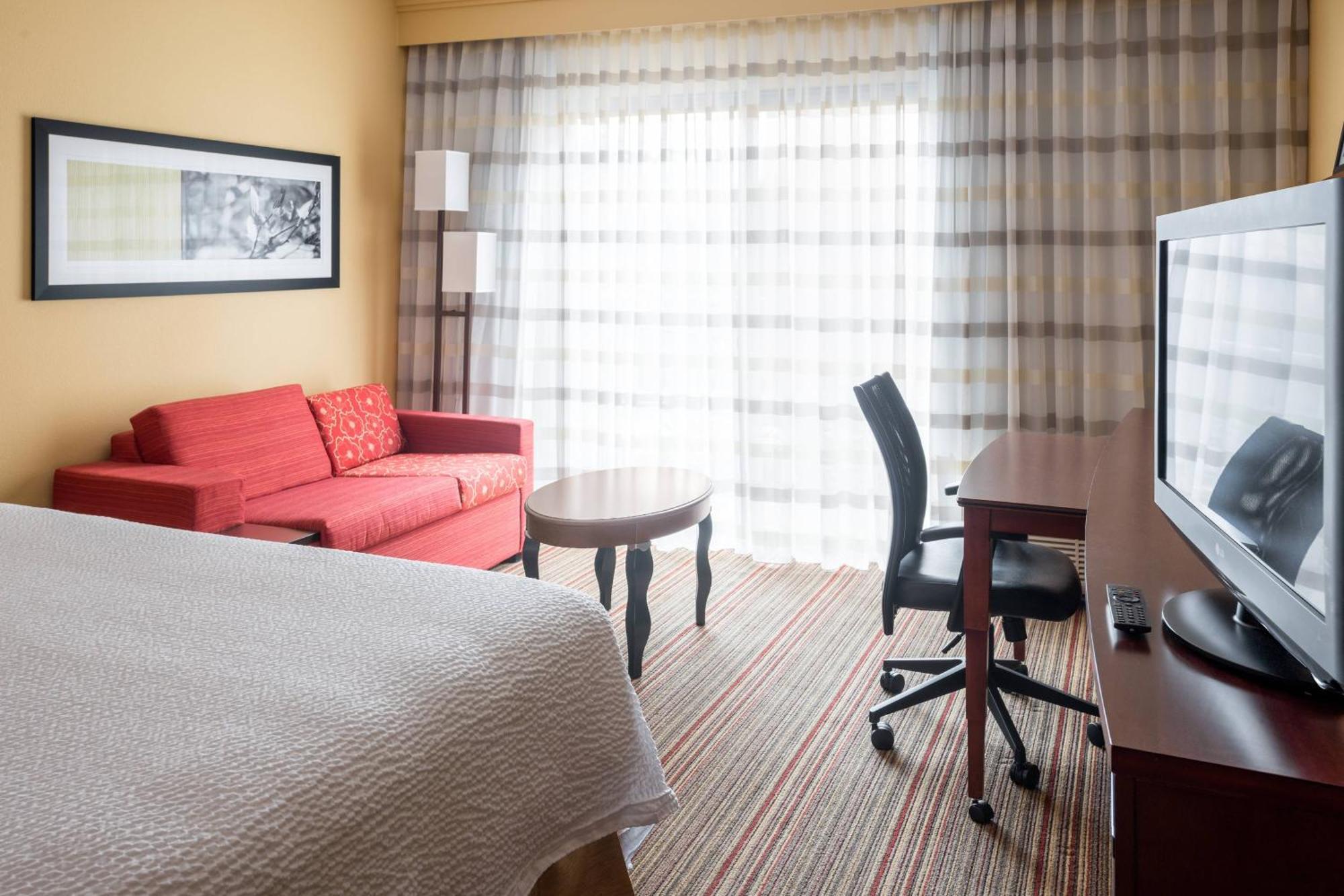 Courtyard By Marriott Indianapolis Airport Hotel Eksteriør billede